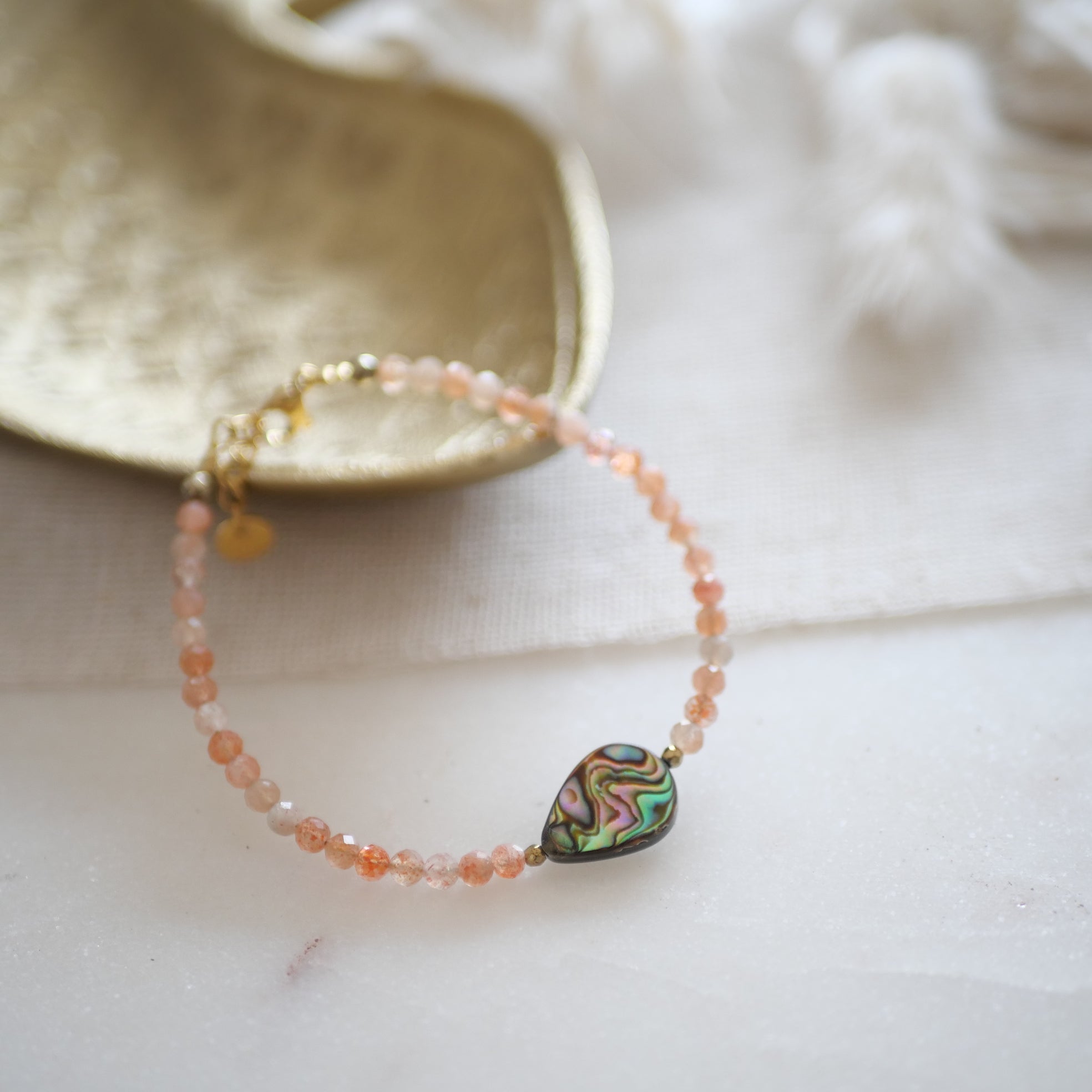 Bracelet Sarjana nacre abalone et pierres au choix