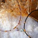 Collier Lune Shyamaa Spinelle ou Amethyste