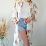 Kimono fleuri - couleurs blanc et rose