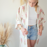 Kimono fleuri - couleurs blanc et rose
