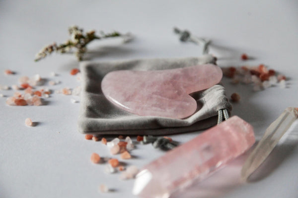 Quartz rose : signification, vertus et bienfaits en lithothérapie par signe astrologique