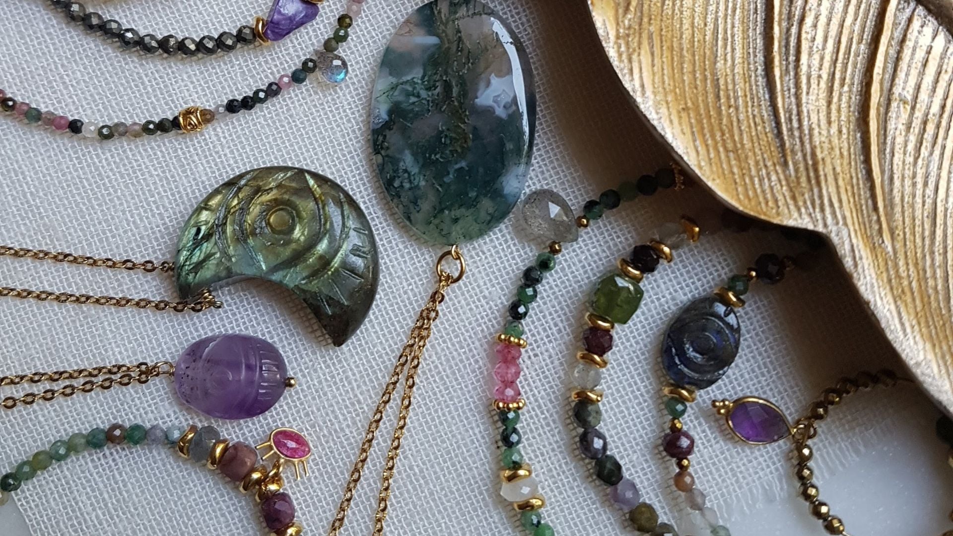 Bijoux Amulettes et Talismans : Collections de Pierres