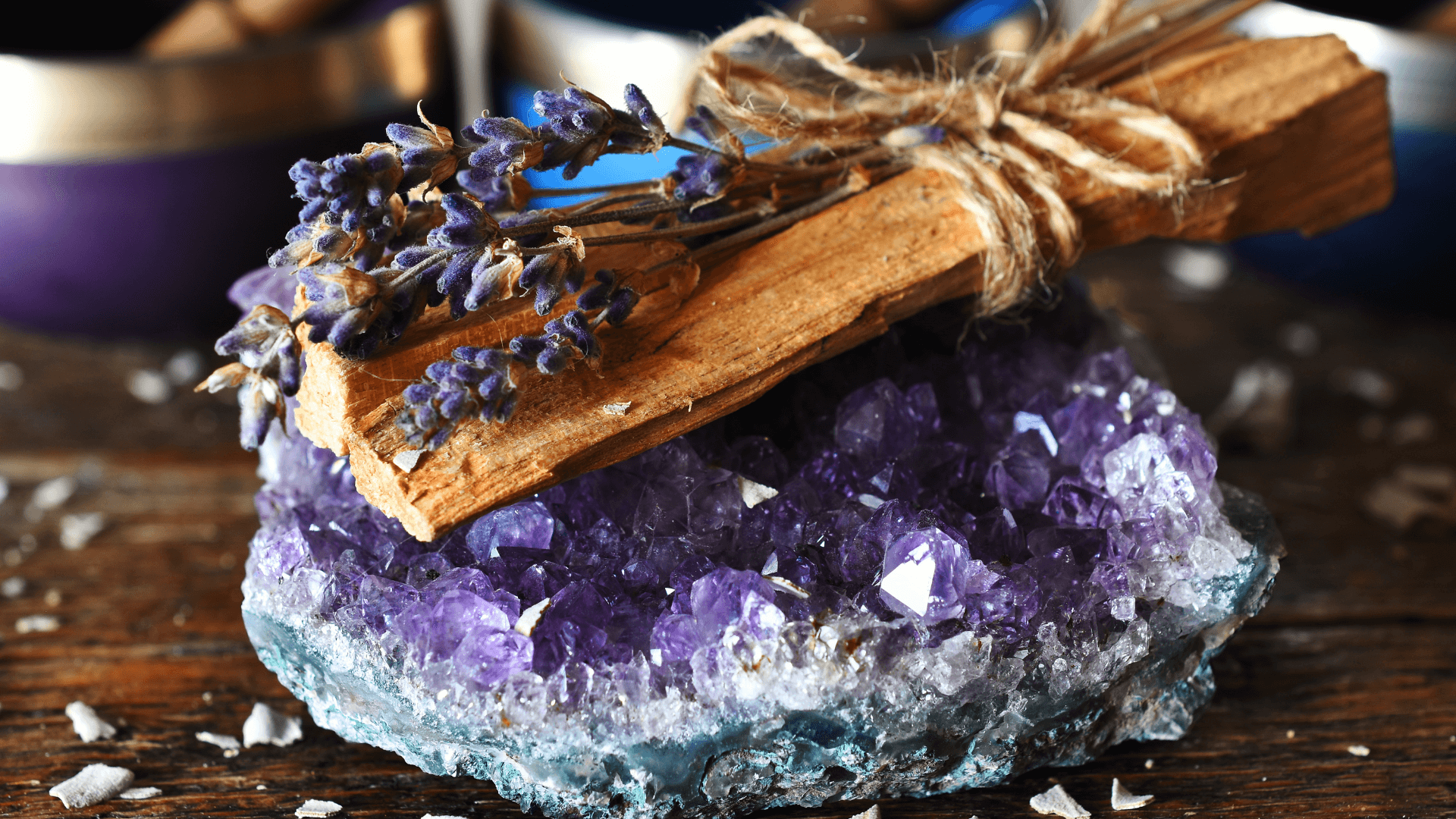 palo santo et geode amethyste quelles sont ses vertus spirituelles ?