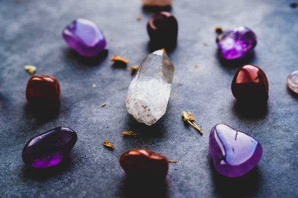 Welcher beruhigende Stein gibt Ihnen ein Zen-Gefühl? Unsere Top 10