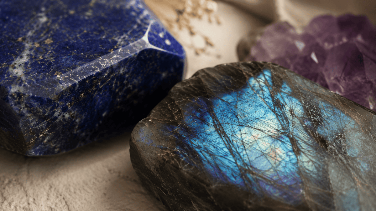 Chakra du troisième œil : pierres pour affiner votre intuition