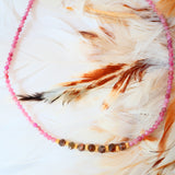 Collier HRIDAYA en tourmaline rose, aventurine et andalousite – Amour & alignement intérieur