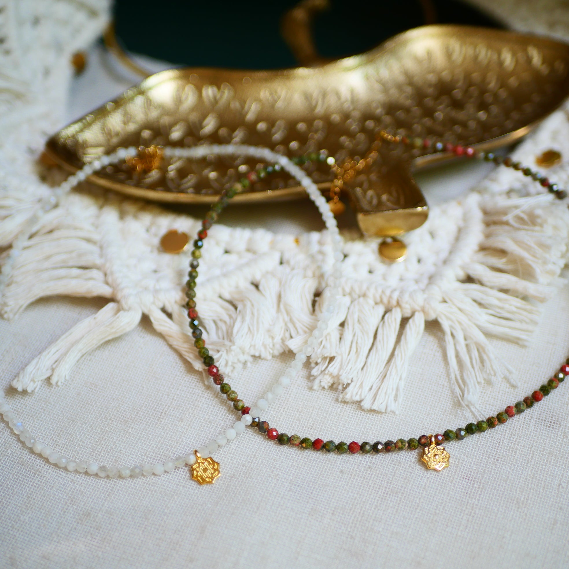 collier fleur unakite ou pierre de lune