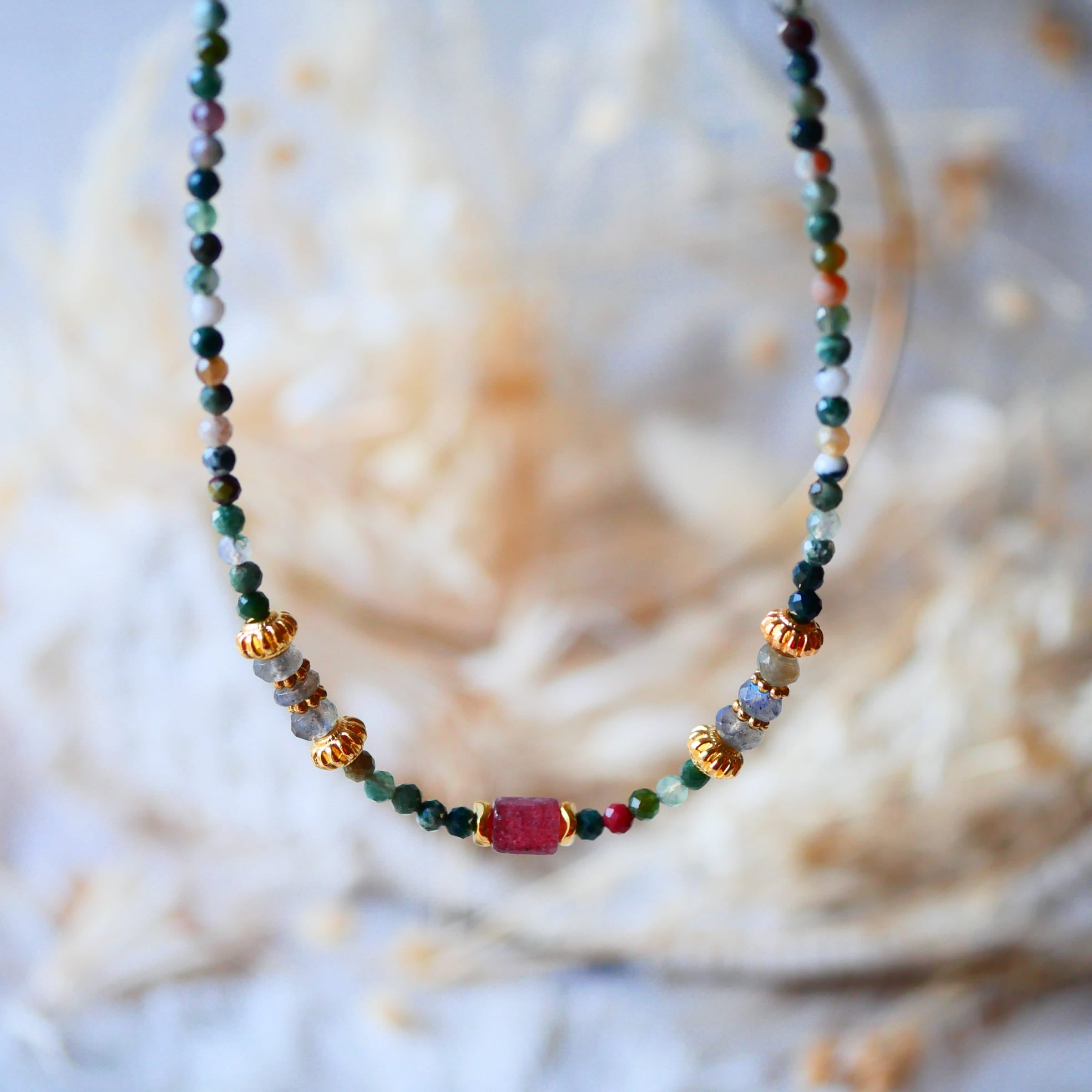 Collier Priya agate indienne lithothérapie ancrage stabilité confiance Ginandger
