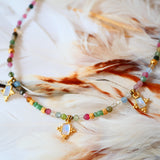 Collier SURYA en tourmaline, tsavorite et pierre de lune – Lumière & vitalité