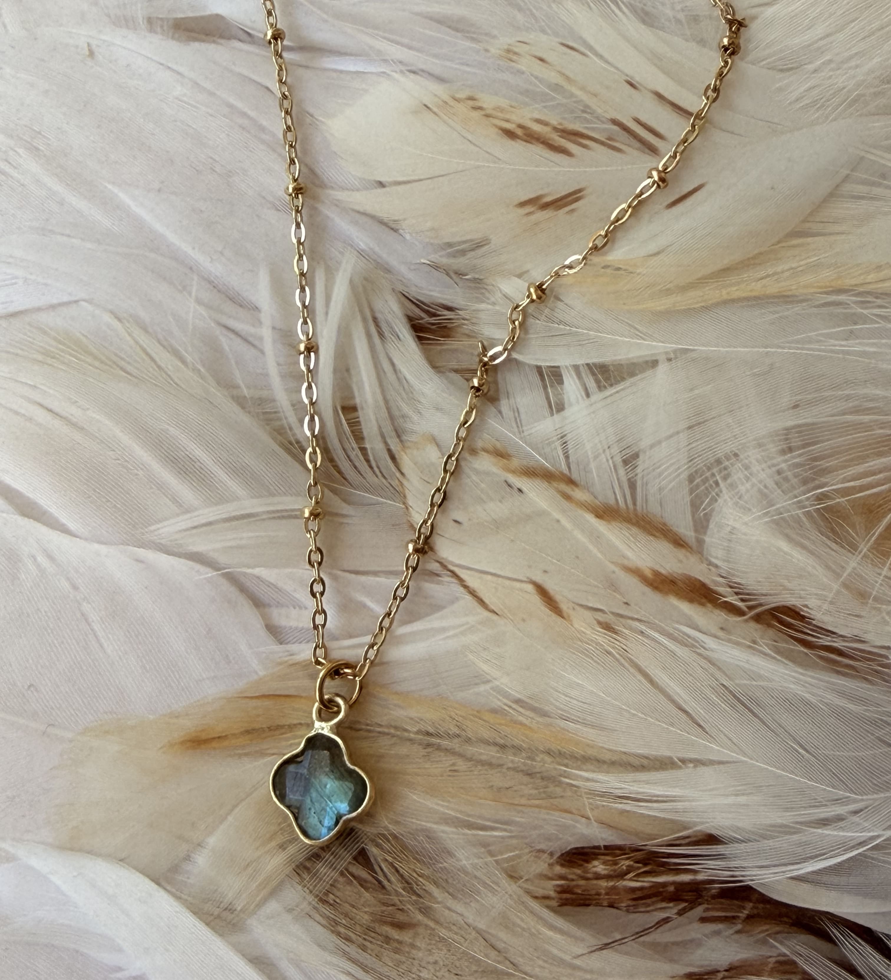 Collier Pierres Amazonite ou Trèfle Labradorite ou Rubis indien ou Pierre de lune - Parfaites Imparfaites