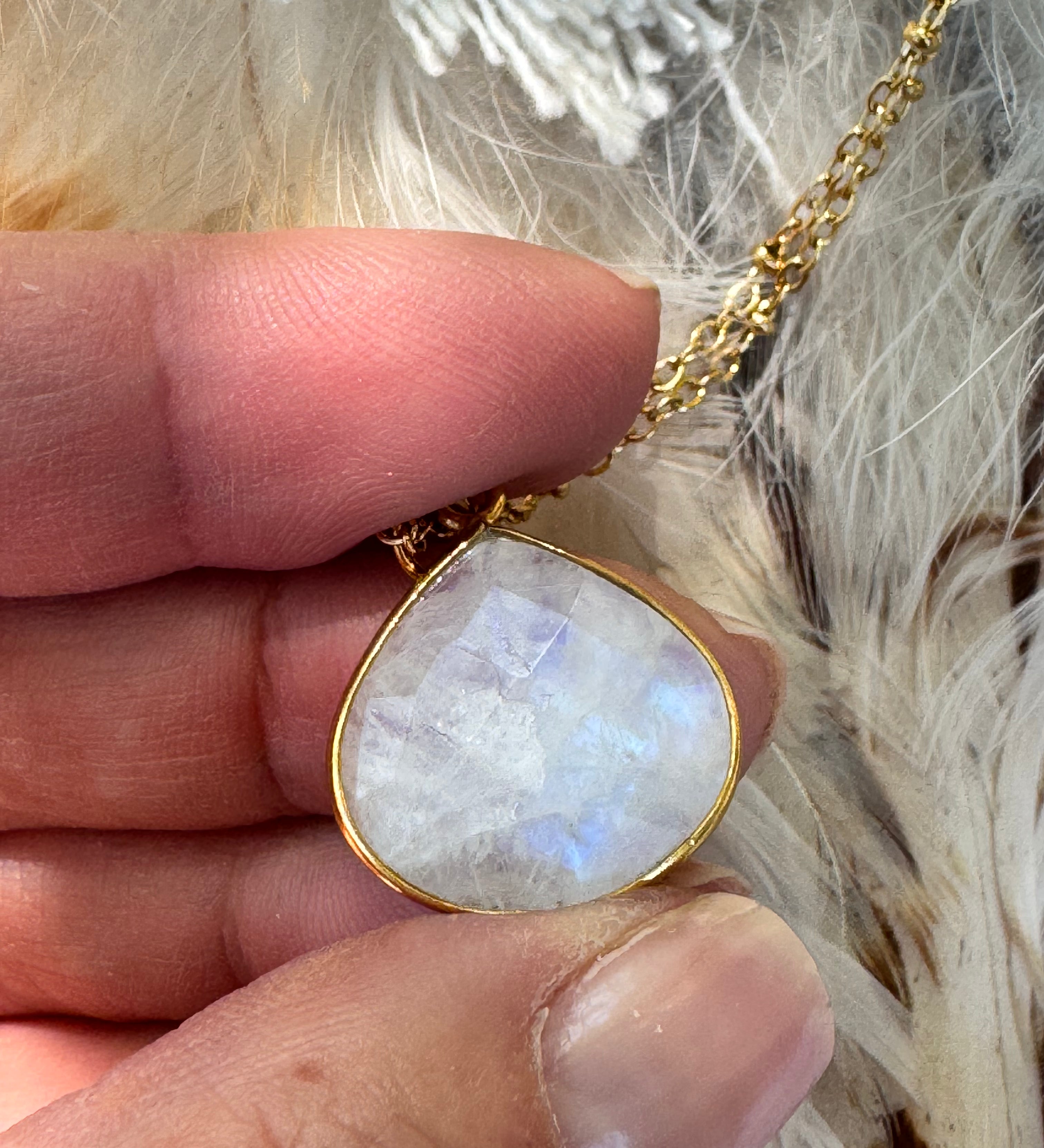 Collier Justine Pierre de lune 4 5 6 - Parfaites Imparfaites