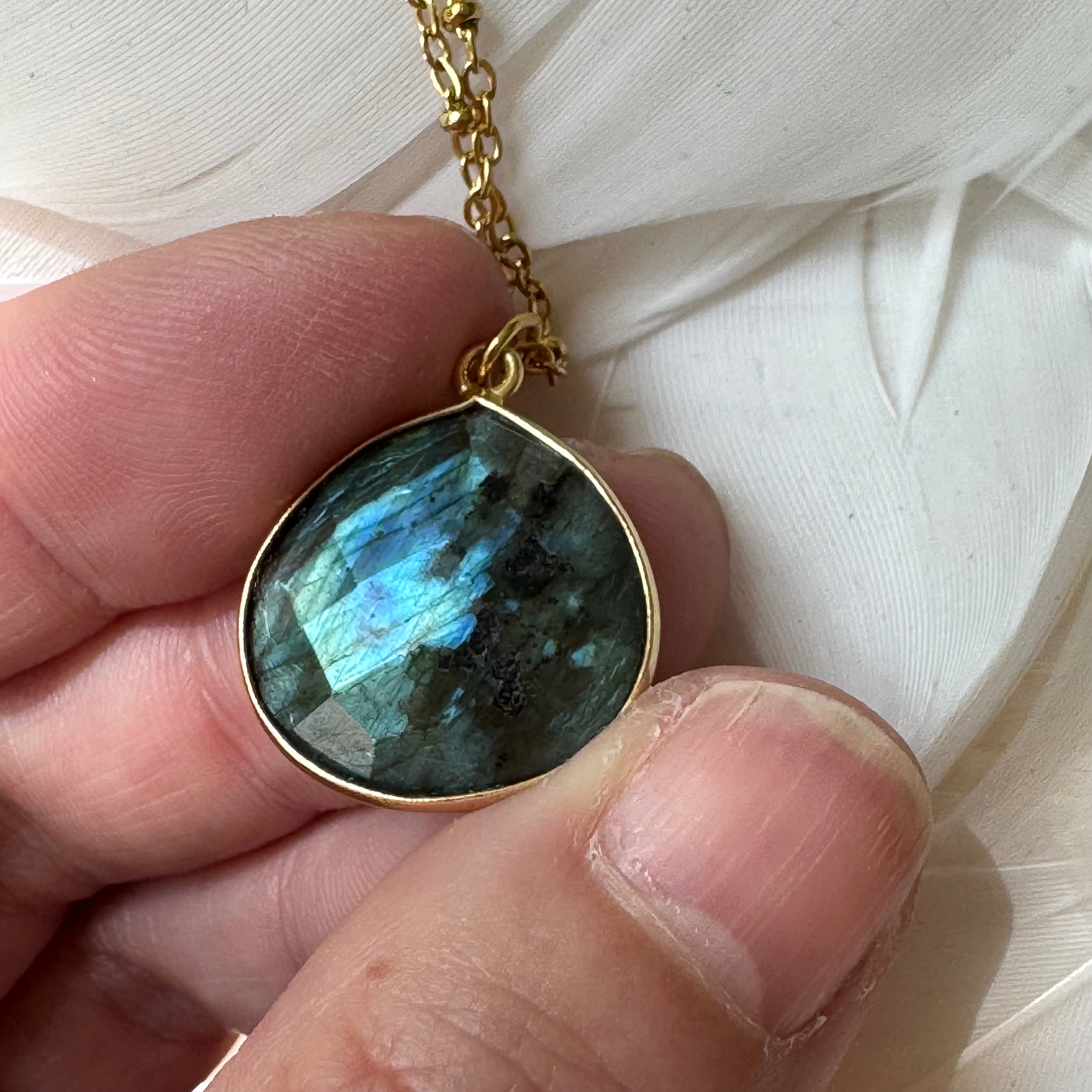 Collier Justine Labradorite 10, 11, 12 - Parfaites Imparfaites