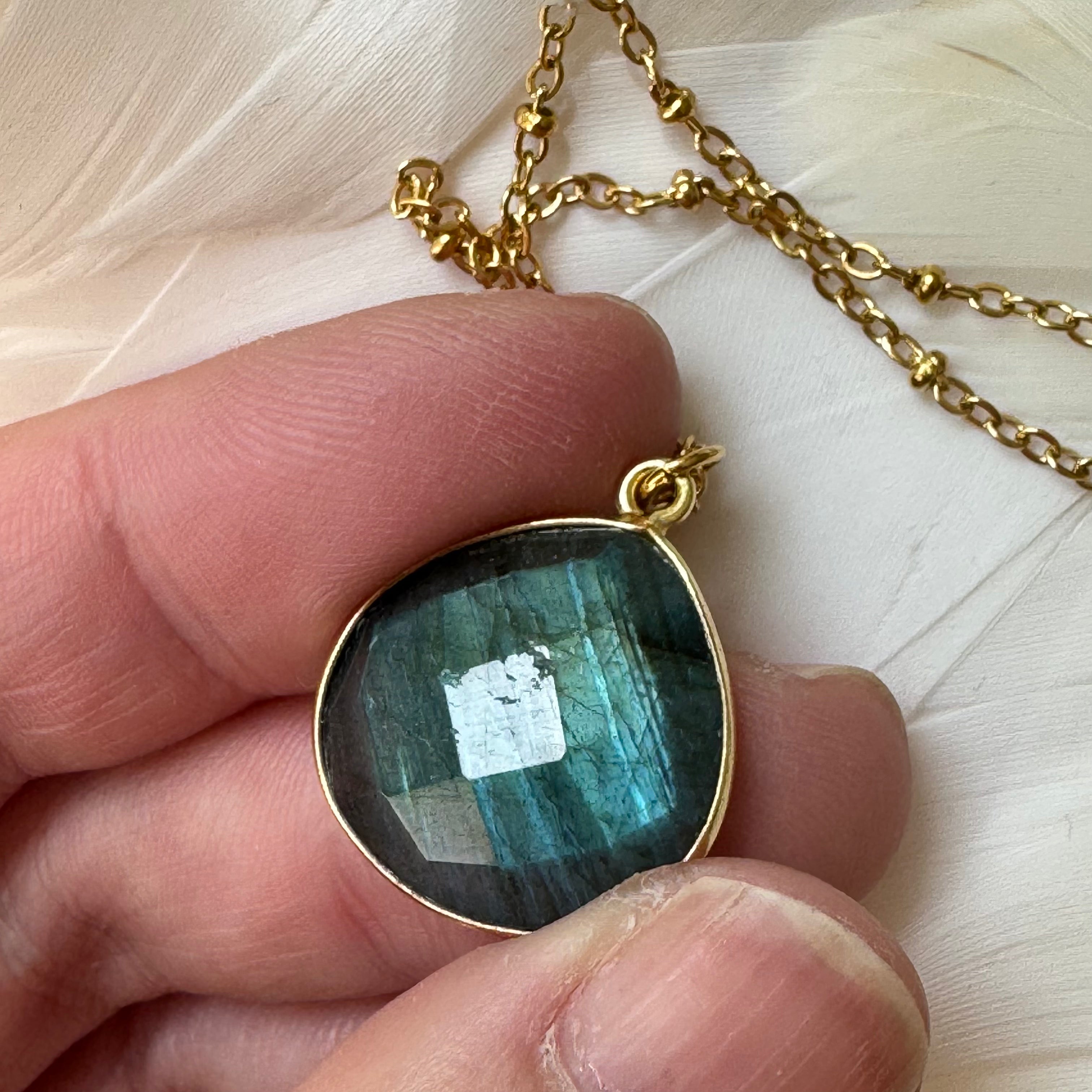 Collier Justine Labradorite 10, 11, 12 - Parfaites Imparfaites