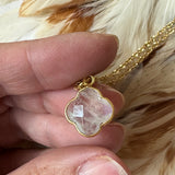 Collier Subhagya Amethyste ou Pierre de lune arc en ciel - Parfaites Imparfaites