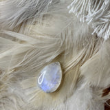 Pierres cabochon Kunzite ou pierre de lune arc-en-ciel - Braderie Parfaites