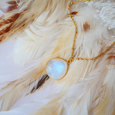 Collier Justine pierre de lune arc-en-ciel lithothérapie intuition féminité douceur Ginandger
