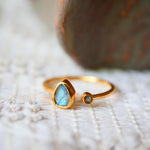 Bague réglable MAYA Labradorite – magie et protection, collection Indra Ginandger
