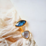 Bague VEDA Labradorite Lune – détail reflets irisés des pierres naturelles – Ginandger
