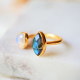 Bague réglable VEDA Labradorite & Pierre de Lune – collection Indra Ginandger
