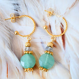 Boucles Tarang aventurine — détail forme et pierre naturelle verte artisanal Paris
