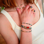 Bracelet Aabha turquoise en situation — bijou pierre naturelle artisanal Ginandger
