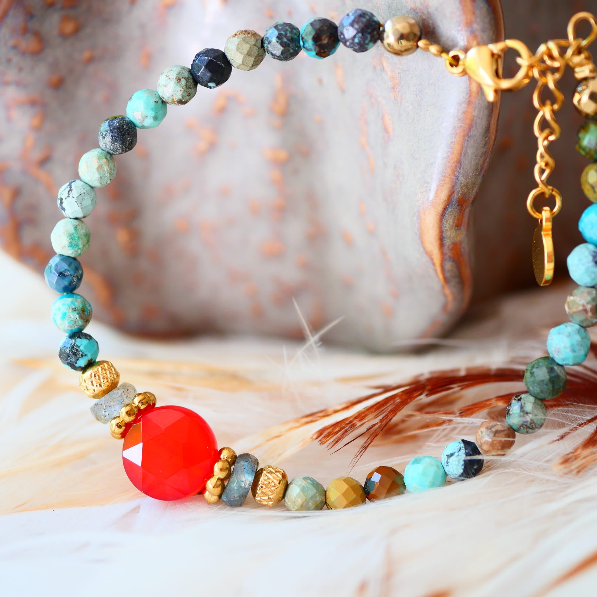 Bracelet Aabha turquoise naturelle — vue d'ensemble bijou artisanal Paris
