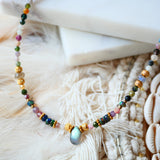 Collier Nisha – focus tourmaline naturelle, énergie et protection, bijou lithothérapie Paris
