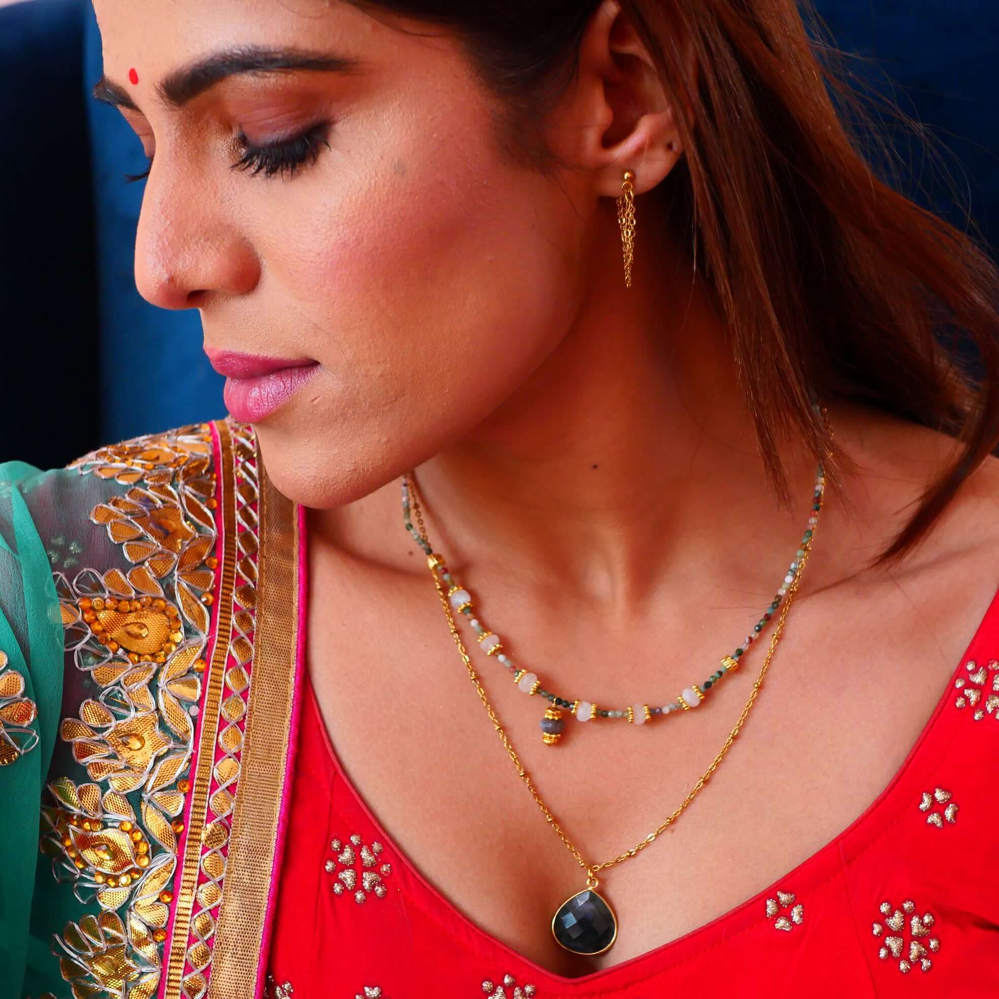 composition de colliers avec justine agate mousse