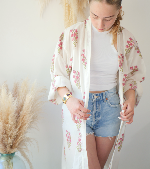 Kimono fleuri - blanc et rose