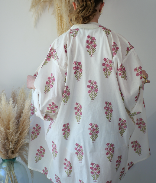 Kimono fleuri - blanc et rose