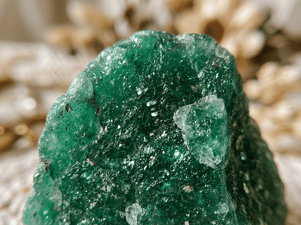 Aventurin: Eigenschaften, Wirkungen und handgemachter Schmuck