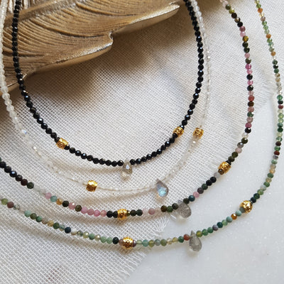 Collier Alinia labradorite goutte pierre au choix protection
