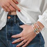 Bracelet Adhya pierre de lune amazonite porté bijou artisanal
